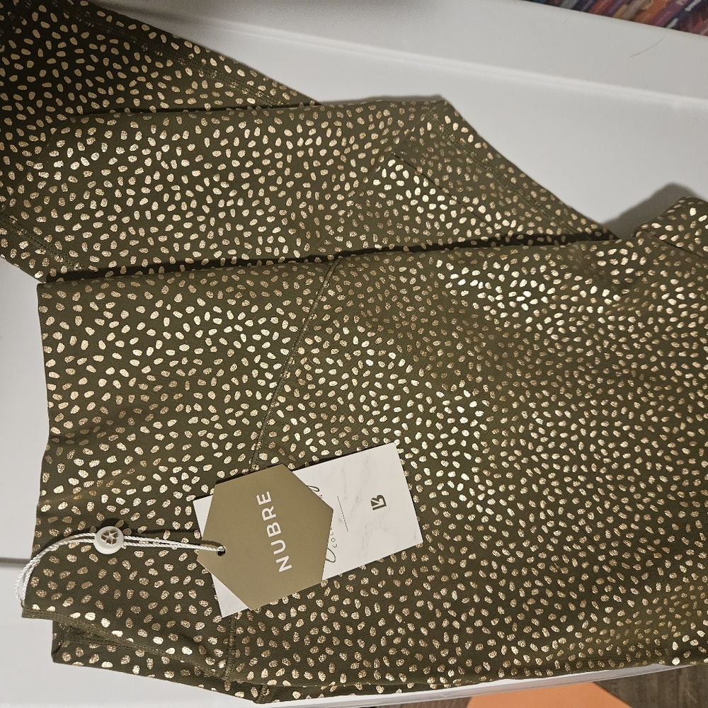 Buffbunny Rosa Legging NWT